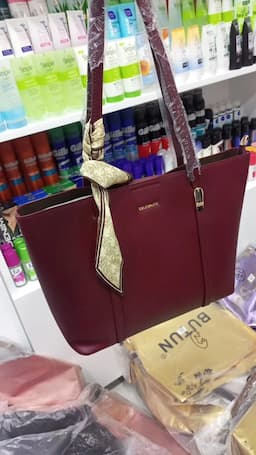 Stylish Ladies Bag-712509